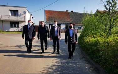 2021-05-12-poseł czarnecki (1)