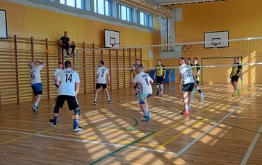 Rogozińska Gminna Liga Siatk&oacute;wki - XV edycja -p&oacute;łfinał 8