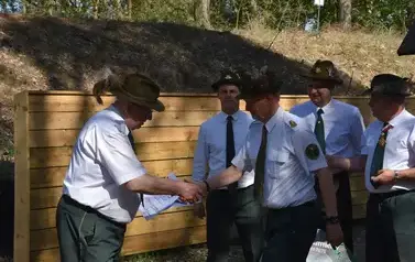 32