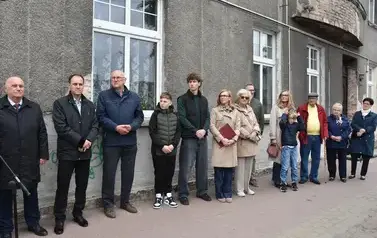 05
