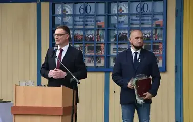 40