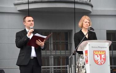 Pomnik Kr&oacute;la Przemysła II zdobi już nasze miasto.  19