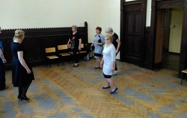 Praca w sekcjach 