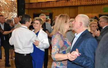 Walentynkowy Dzień Babci i dziadka w Oddziale Rejonowym PZERiI w Rogoźnie 37