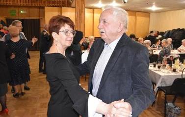Walentynkowy Dzień Babci i dziadka w Oddziale Rejonowym PZERiI w Rogoźnie 38