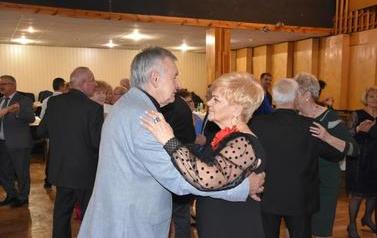 Walentynkowy Dzień Babci i dziadka w Oddziale Rejonowym PZERiI w Rogoźnie 44