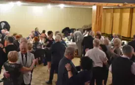 Dzień Babci i Dziadka Zarządu Rejonowego Polskiego Związku Emeryt&oacute;w, Rencist&oacute;w i Inwalid&oacute;w w Rogoźnie 30